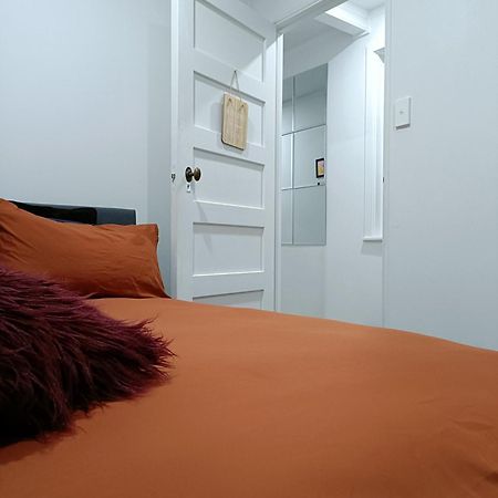 Bright & Comfy Stay In Newly Renovated Home With Parking Auckland Exterior photo
